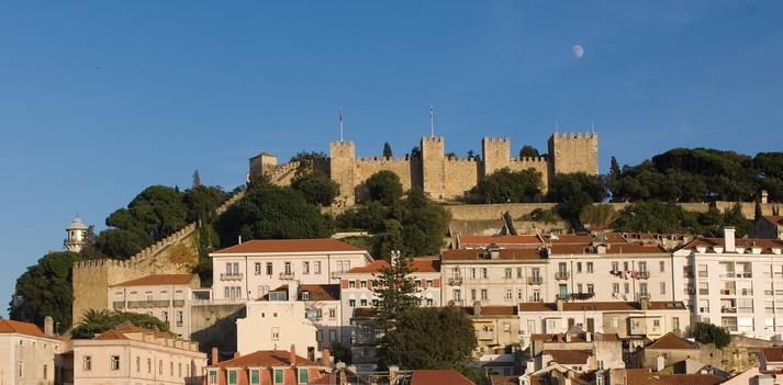 قلعة ساو خورخي